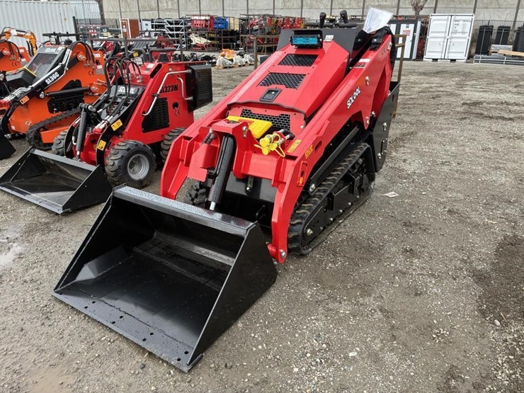 2025-sdlool-fv-skid-steer-loader-image-1