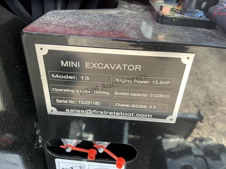 2025-miva-ba13-mini-excavator-image-13