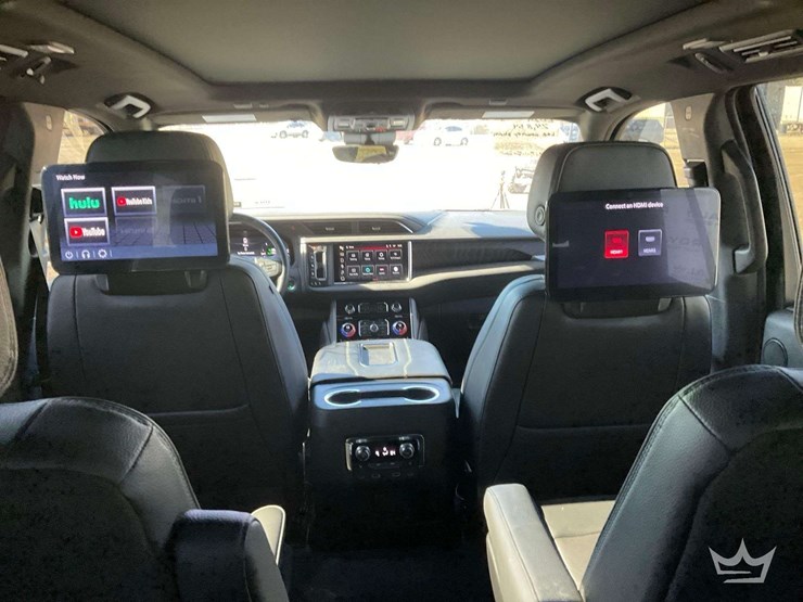 2024-gmc-yukon-denali-image-35