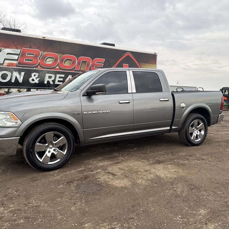 2011 DODGE RAM 1500