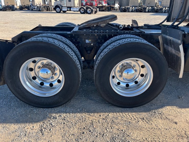 2008-kenworth-t800-image-14