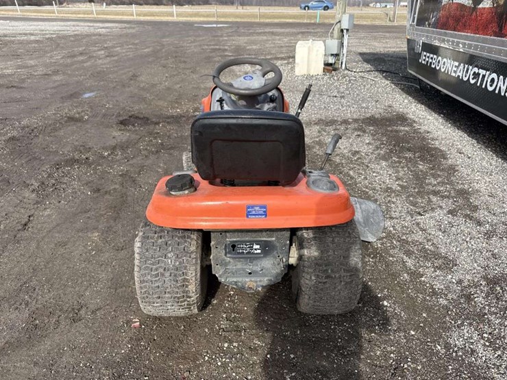 husqvarna-yth2148-image-3