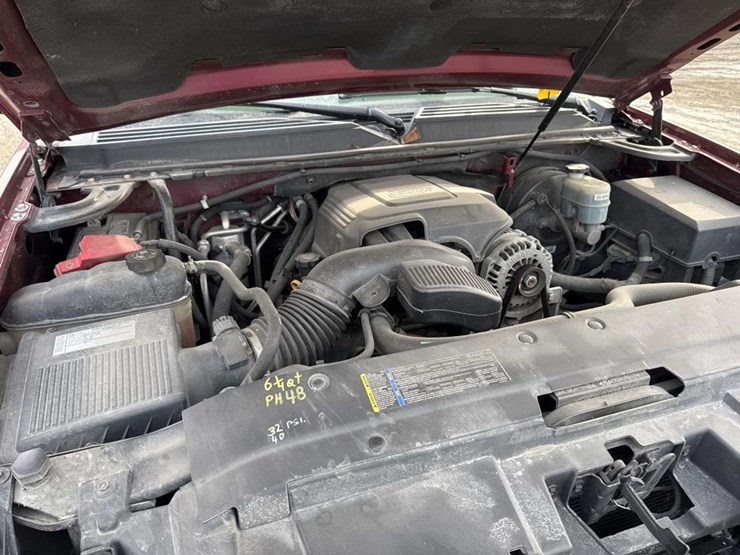 2010-chevrolet-tahoe-lt-image-21