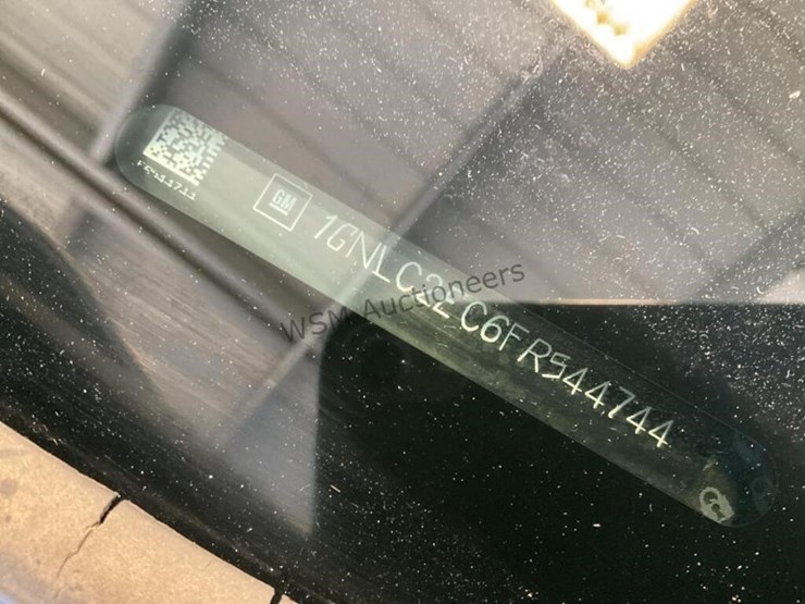 2015-chevrolet-tahoe-image-14