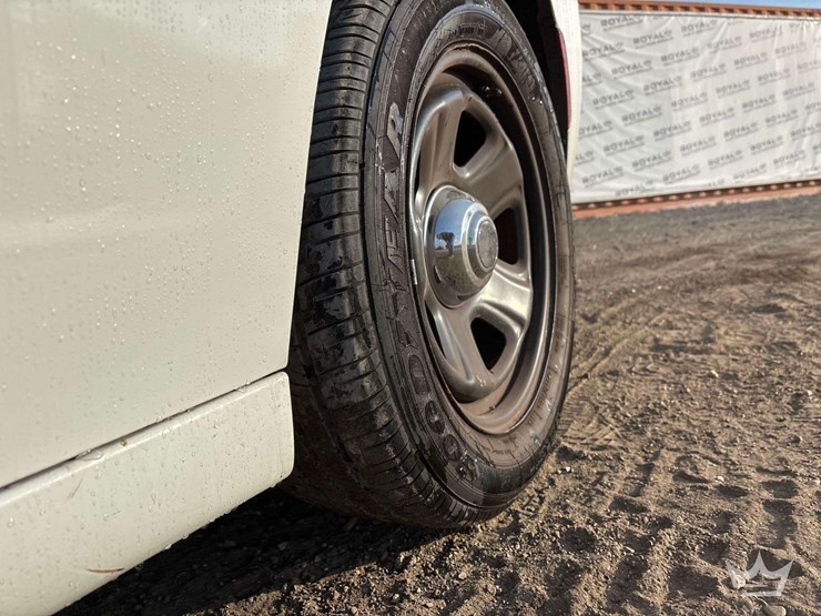 2018-dodge-charger-image-18