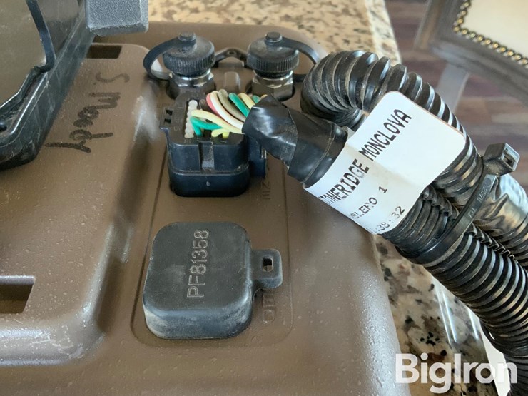 2019-john-deere-2630-image-16