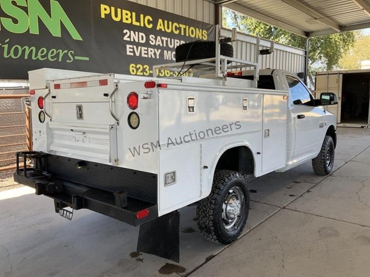 2010-dodge-2500-image-7