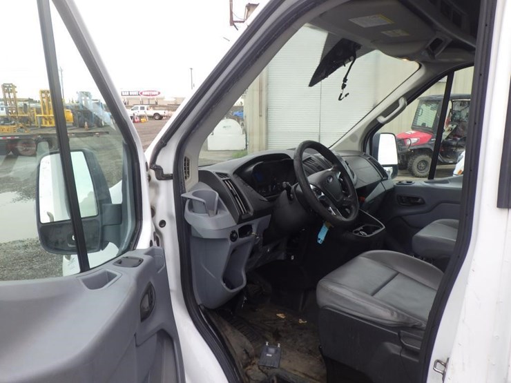 2017-ford-transit-image-5