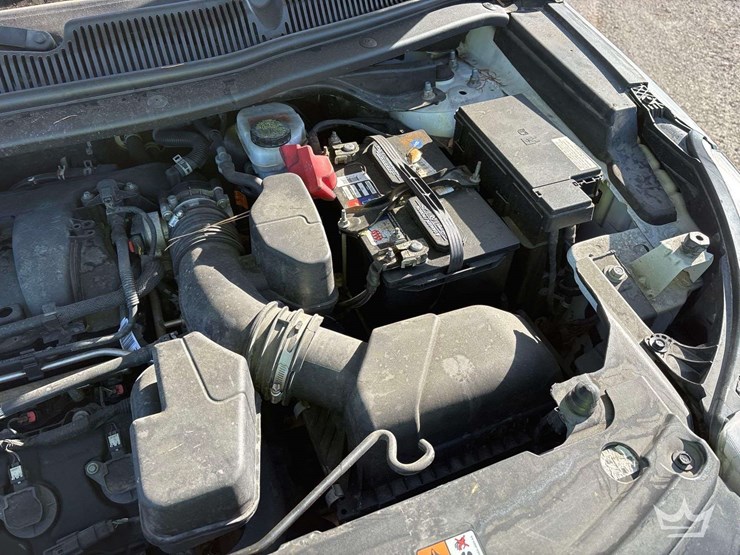 2018-ford-explorer-image-8