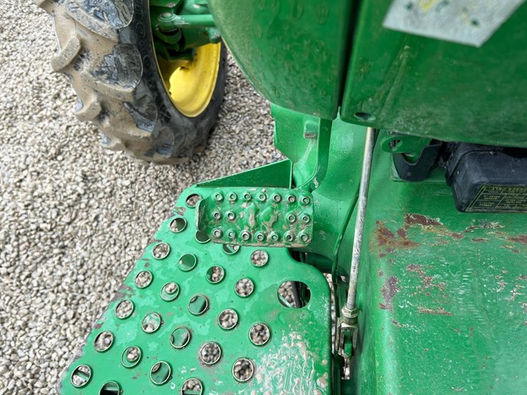 john-deere-5203-image-25