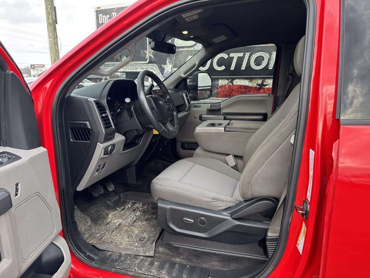 2018-ford-f150-image-13