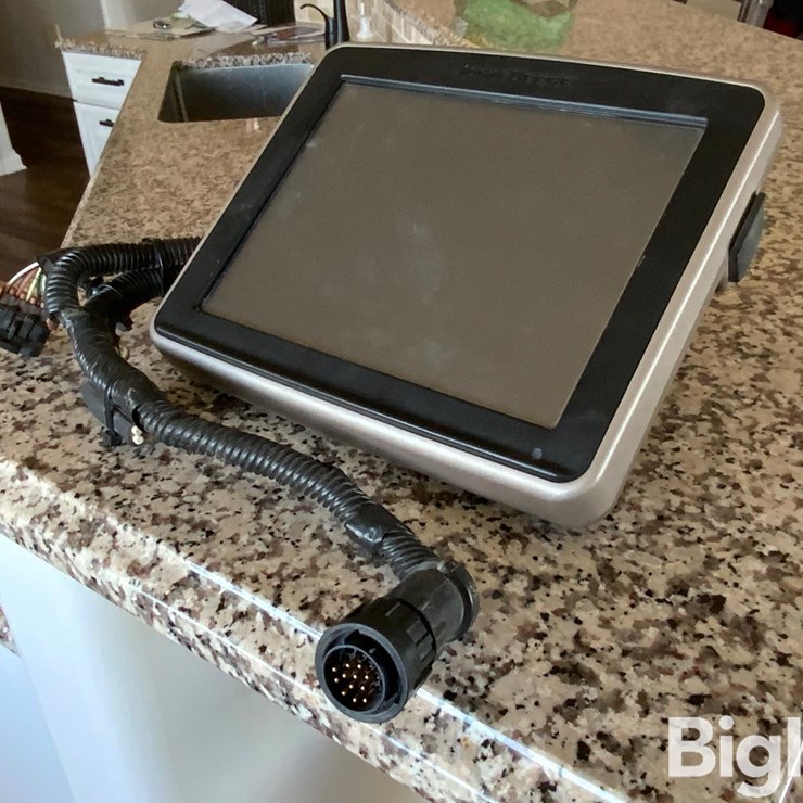 2019 JOHN DEERE 2630