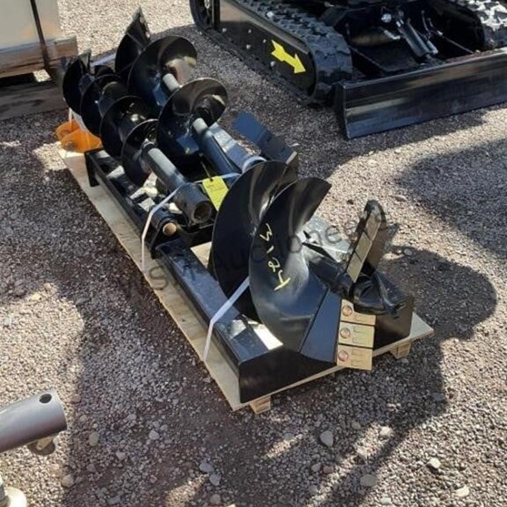 AUGER ATTACHMENT FOR SKID STEER