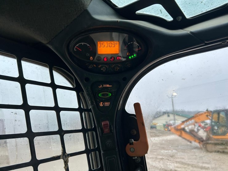 2018-bobcat-t770-image-22