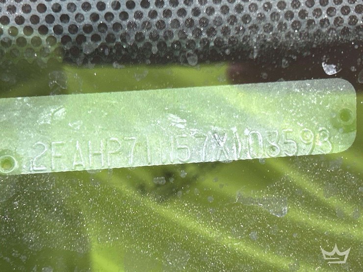 2007-ford-crown-victoria-sedan-image-5