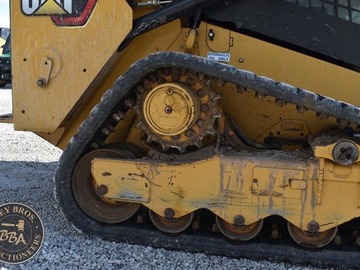 2020-caterpillar-259d3-image-43
