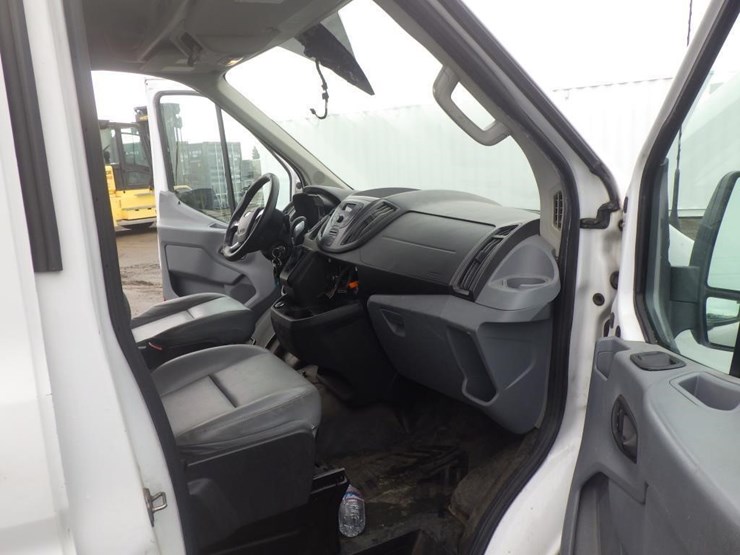 2017-ford-transit-image-6