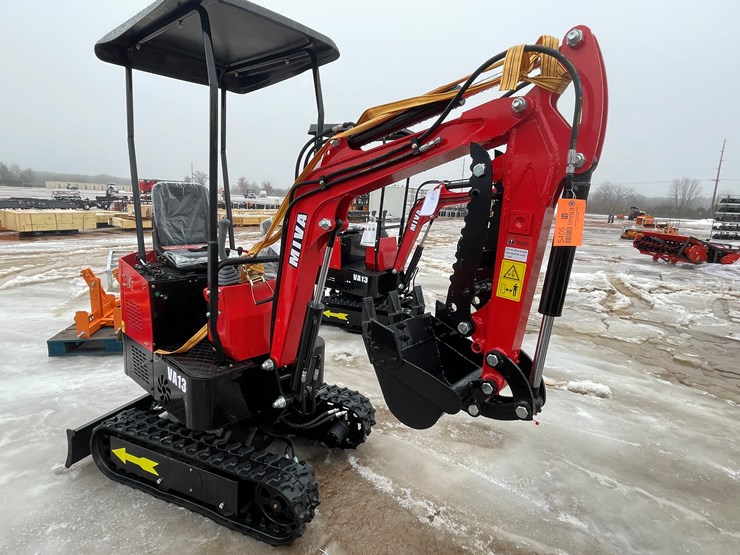 #5405-•-miva-va13-mini-excavator-image-3