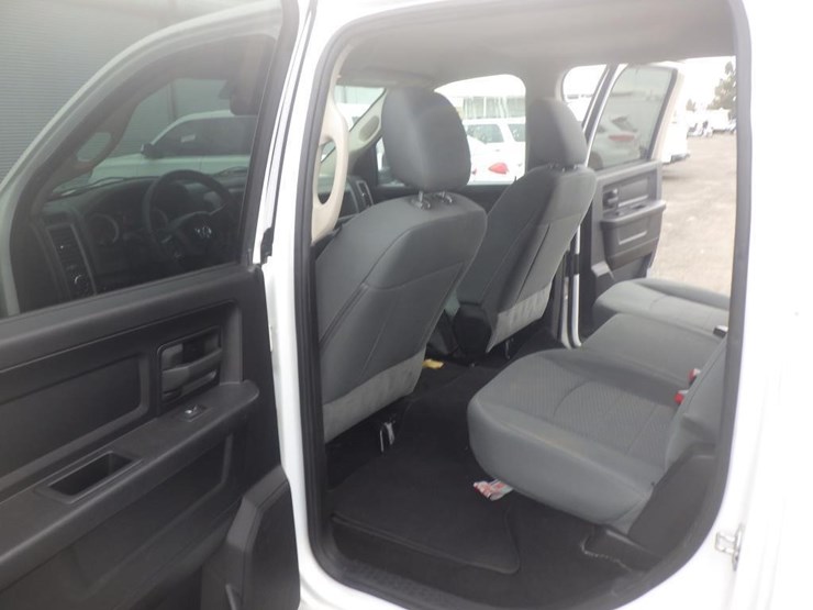 2016-dodge-1500-image-7