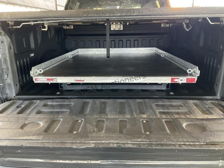 2020-ford-f150-image-10