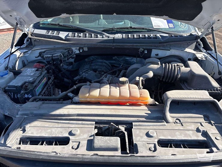 2017-ford-f150-image-14