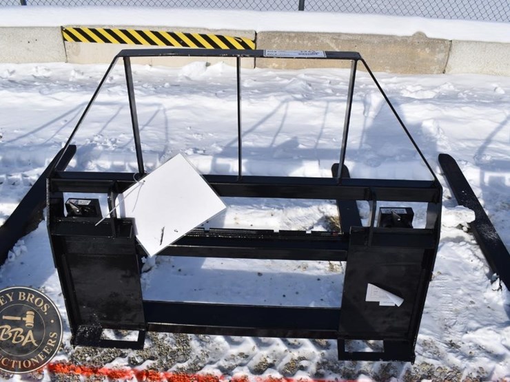 agt-industrial-pallet-fork-attachment-41849-image-2