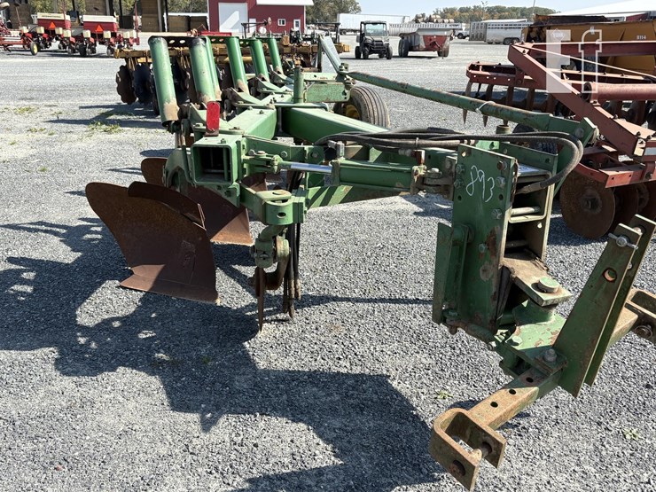 john-deere-2500-image-4