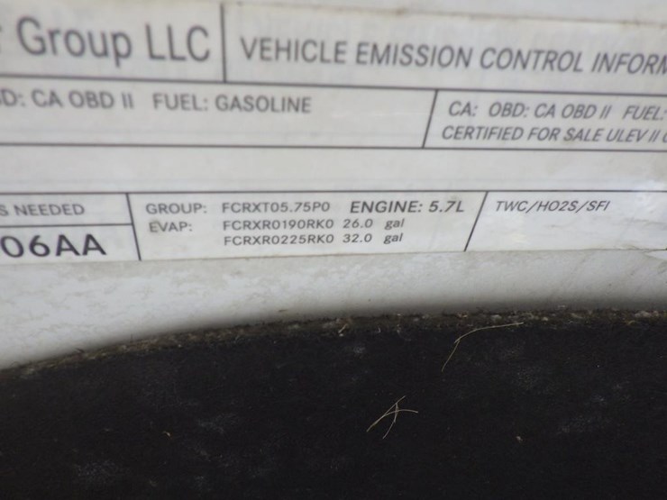 2015-dodge-1500-image-12