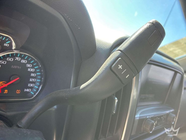 2018-chevrolet-silverado-1500-image-14