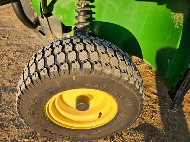 john-deere-gator-image-10