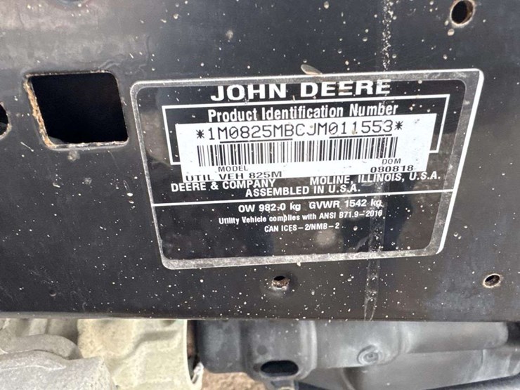 2016-john-deere-gator-image-15