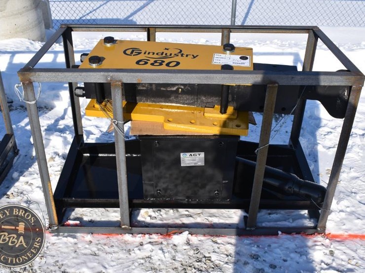 agt-industrial-post-pounder-attachment-41839-image-1