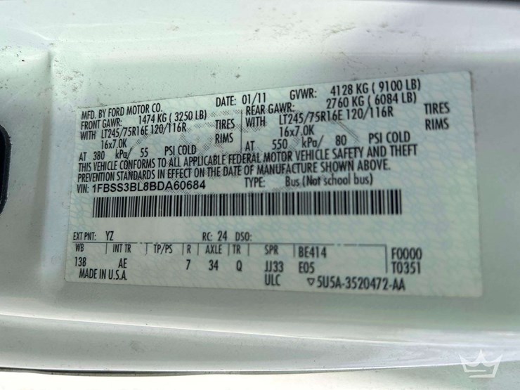 2011-ford-e350-image-5