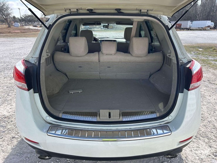 2011-nissan-murano-image-23