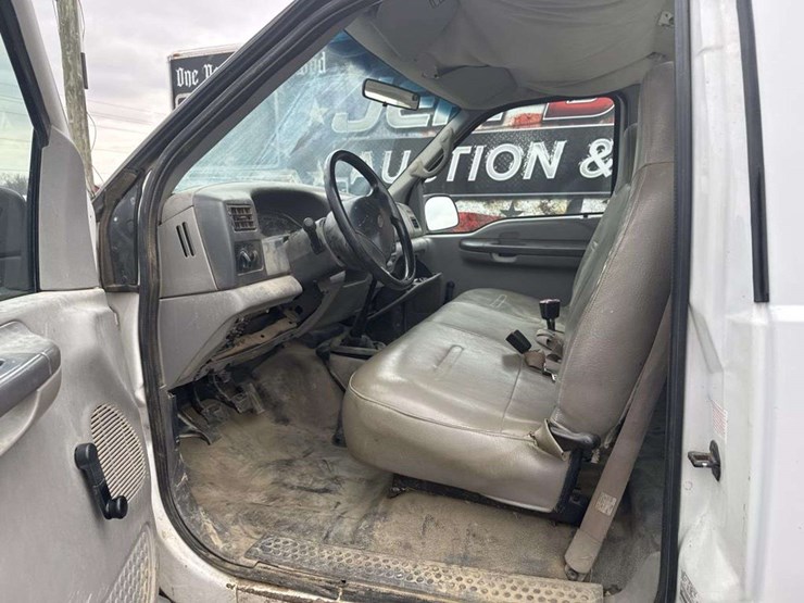 1999-ford-f250-image-13