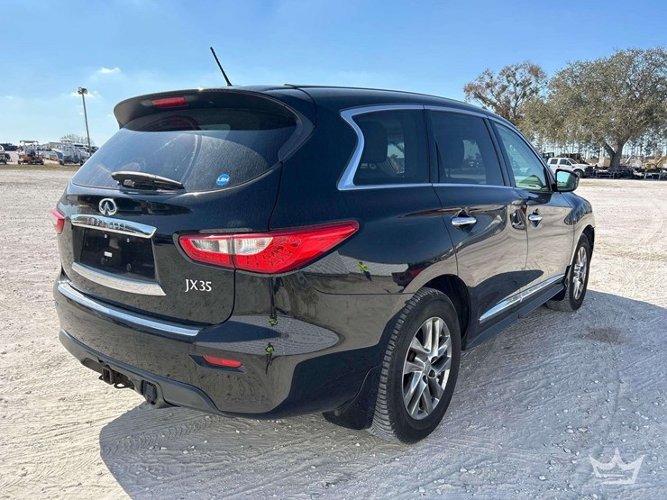 2013-infiniti-jx35-awd-suv-image-3