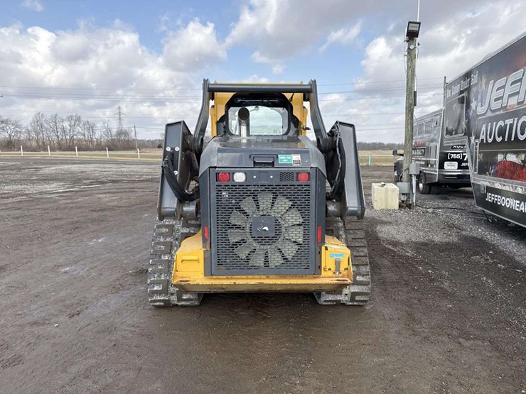 2019-deere-333g-image-4
