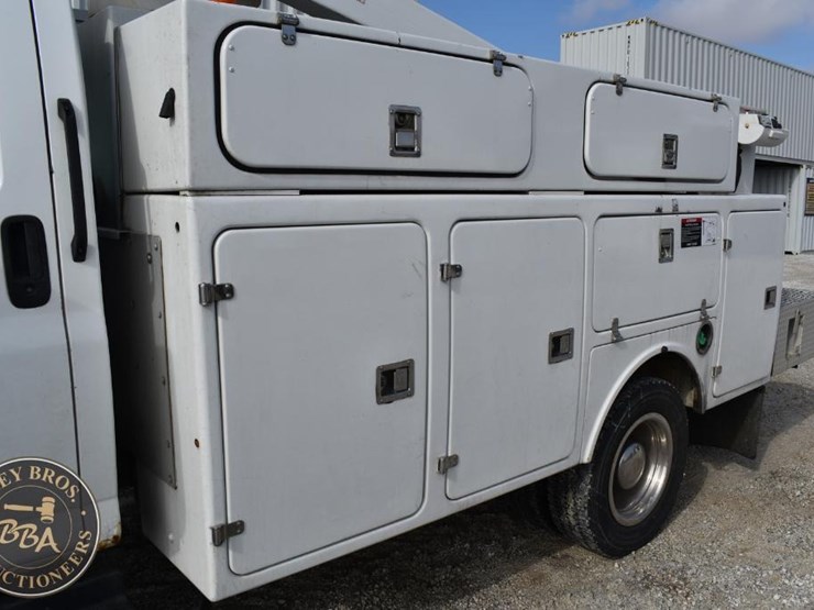 2008-gmc-topkick-c5500-image-21