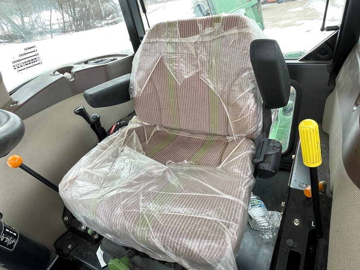 2007-john-deere-6403-image-33