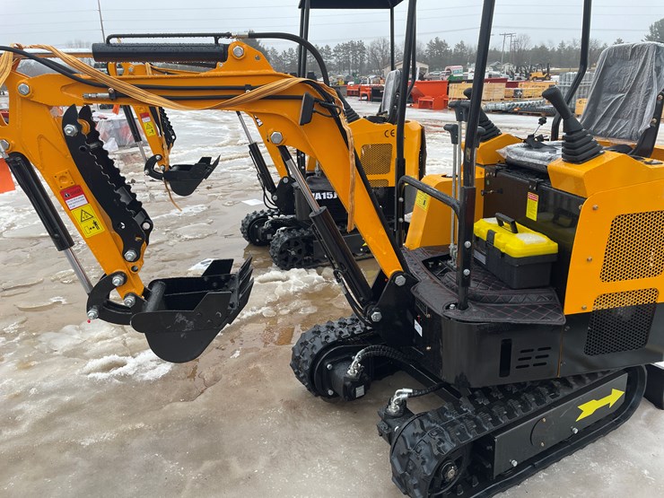 #5406-•-miva-va15-mini-excavator-image-8