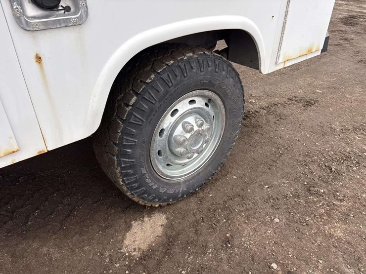 2012-dodge-ram-2500-image-9