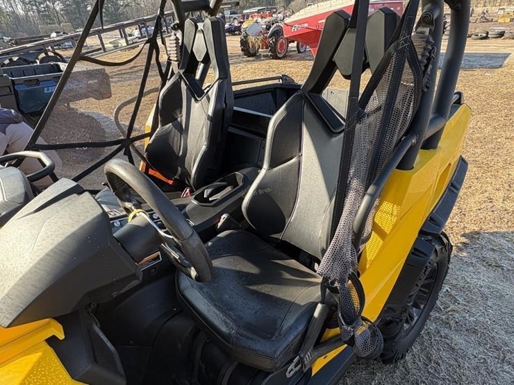 2015-cfmoto-commander-xt-utv-image-8