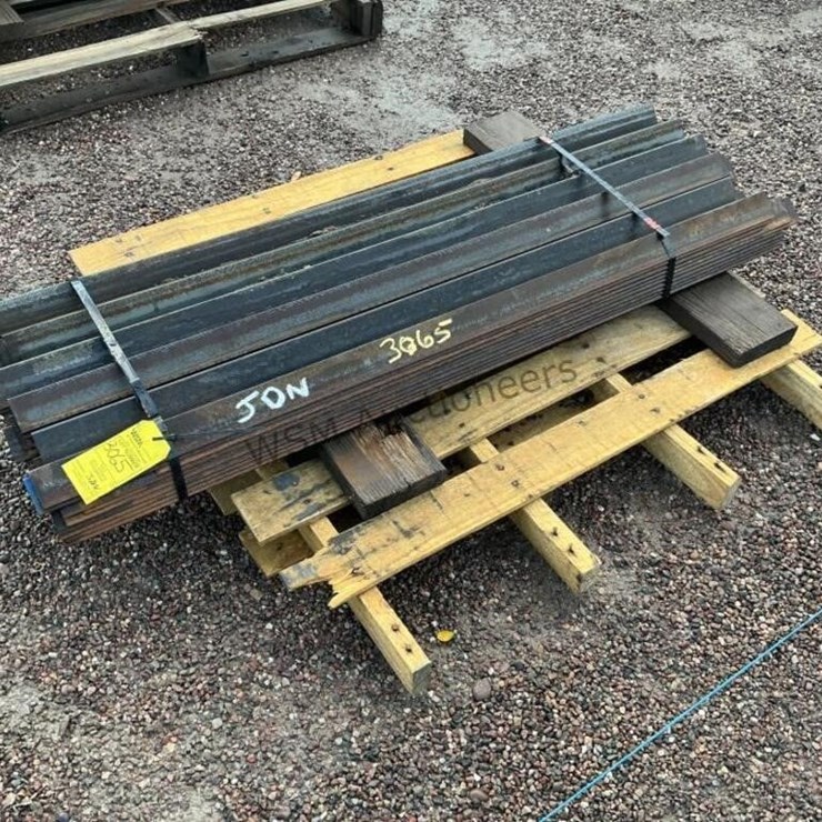 PALLET OF 2IN X 2IN ANGLE IRON