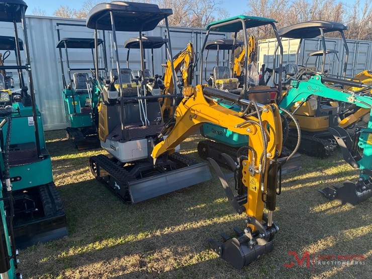 new/unused-findustry-xz20r-mini-excavator-image-1