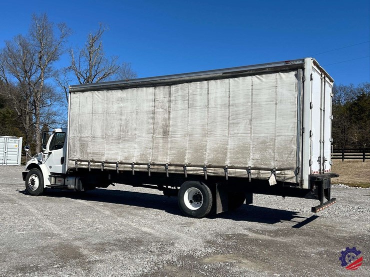 2019-freightliner-m2-s/a-box-truck-image-3