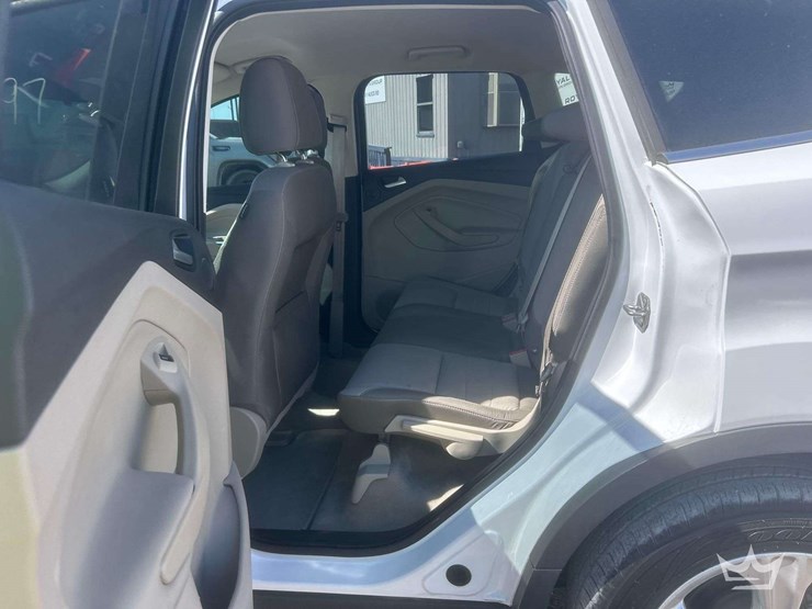 2016-ford-escape-image-22