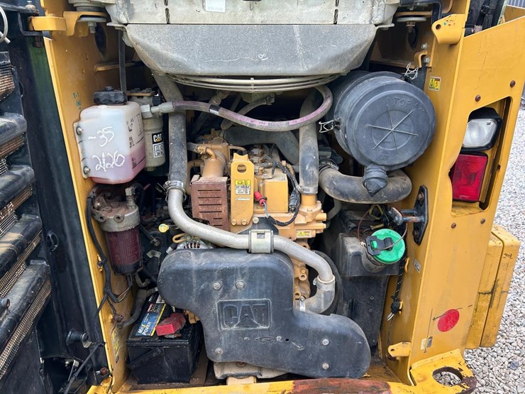 caterpillar-259d-image-16