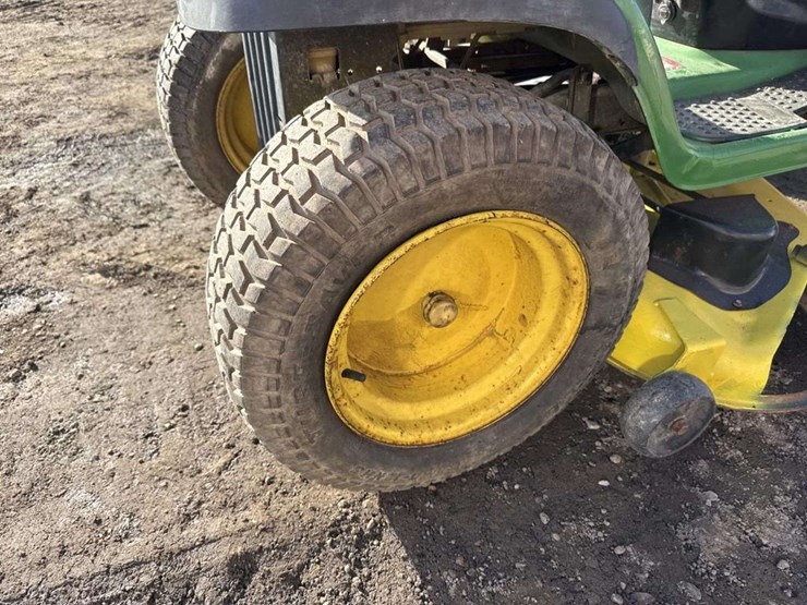 john-deere-l120-image-9