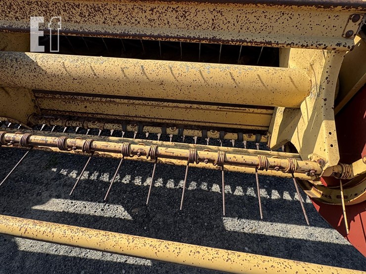 new-holland-492-image-3