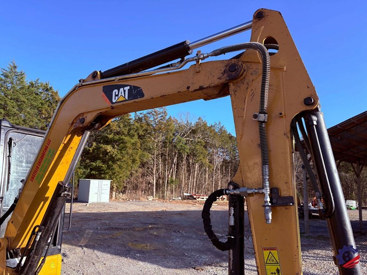 2016-cat-305e2-mini-excavator-image-15